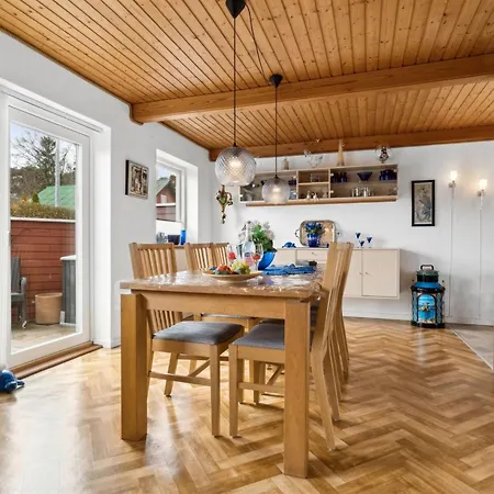 Ferienhaus Hristina *